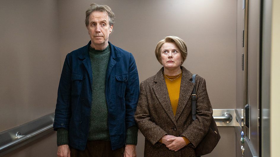 Onwards and Sideways : Foto Rhys Ifans, Laura Linney
