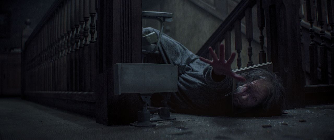 Evil Dead: En Llamas : Foto Maude Davey