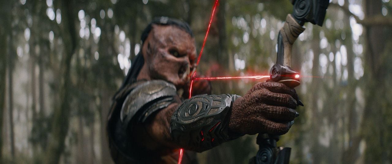 Depredador: Tierras Salvajes : Foto Dimitrius Schuster-Koloamatangi