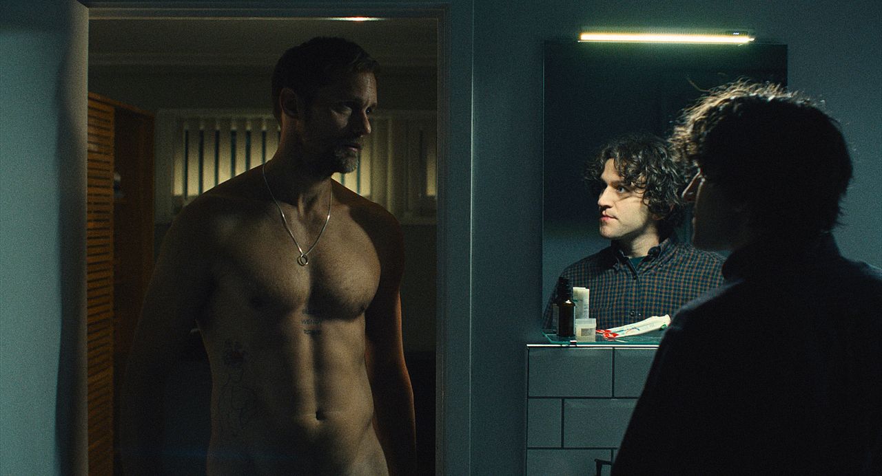 Pasajero : Foto Alexander Skarsgård, Harry Melling