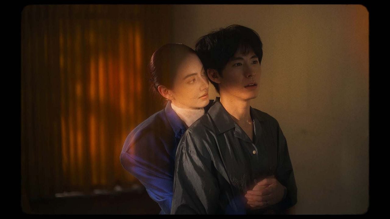 Un Fantasma Para Servirte : Foto Witsarut Himmarat