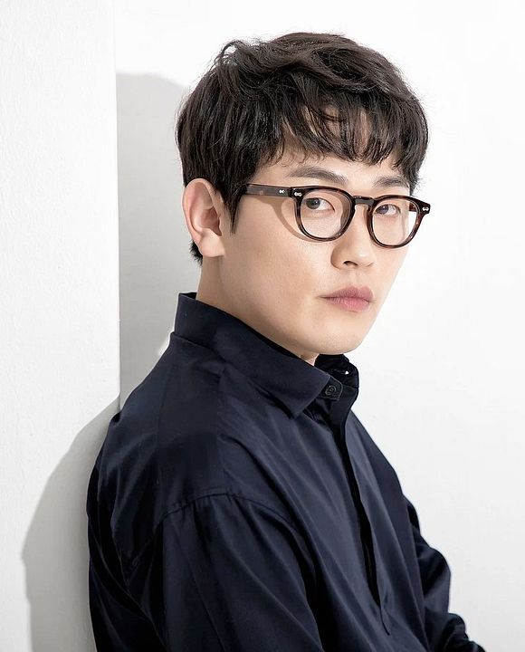 Póster Hae-Woon Lee