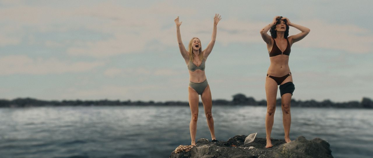 Ballena Asesina : Foto Melanie Jarnson, Virginia Gardner