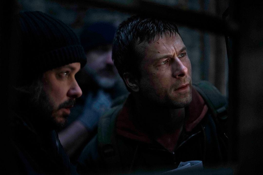 El sobreviviente : Foto Glen Powell