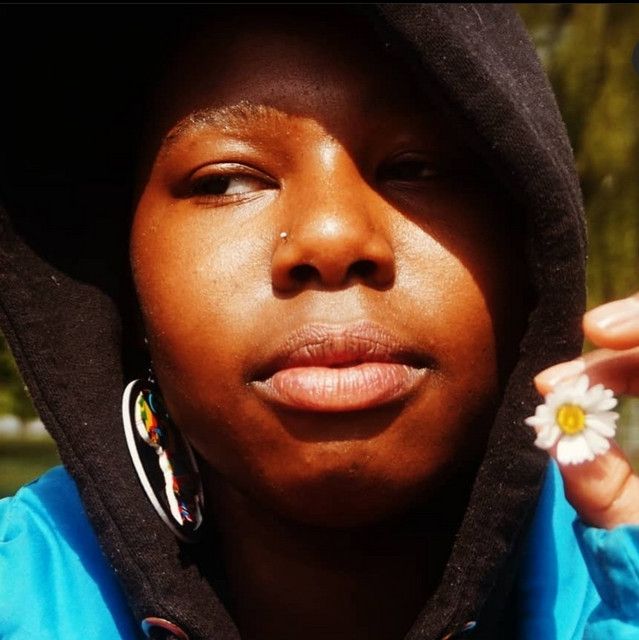 Póster Aiyana Goodfellow