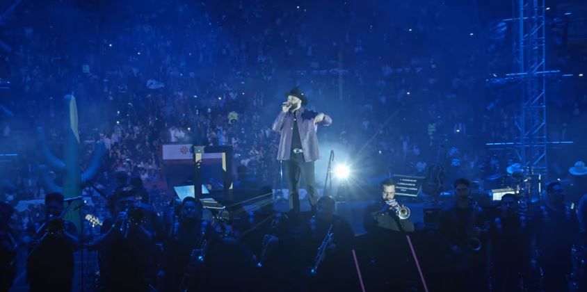 Carin León en vivo desde la Plaza de Toros México : Foto Carin León
