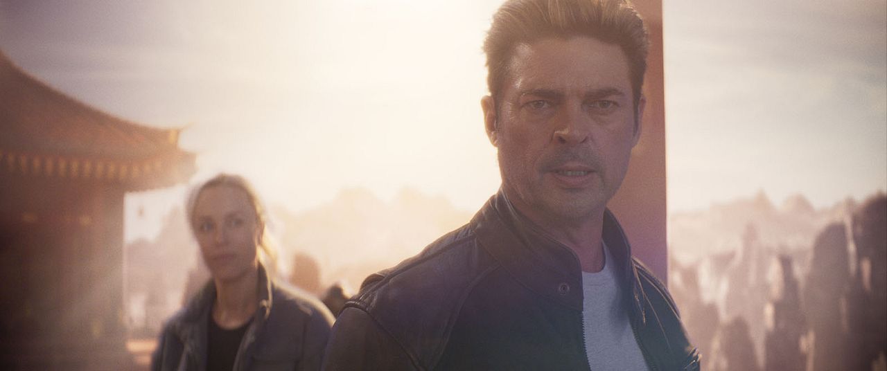 Mortal Kombat (II) : Foto Jessica McNamee, Karl Urban