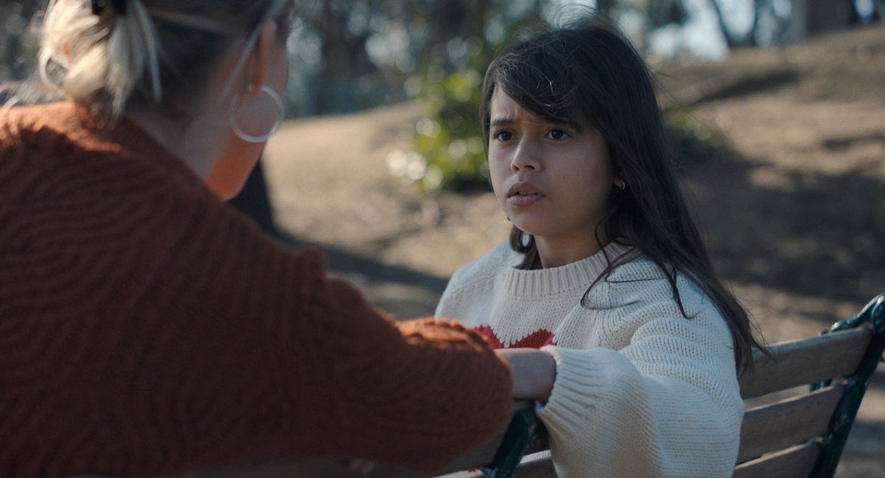 La mano que mece la cuna : Foto