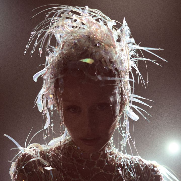 Miley Cyrus: Something Beautiful : Foto Miley Cyrus