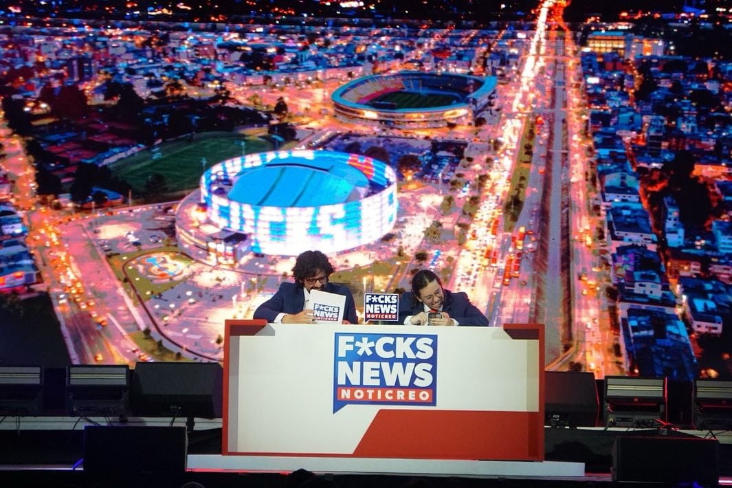 F*cks News Demandados En Pantalla Grande : Foto