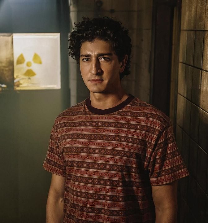 Póster Johnny Massaro