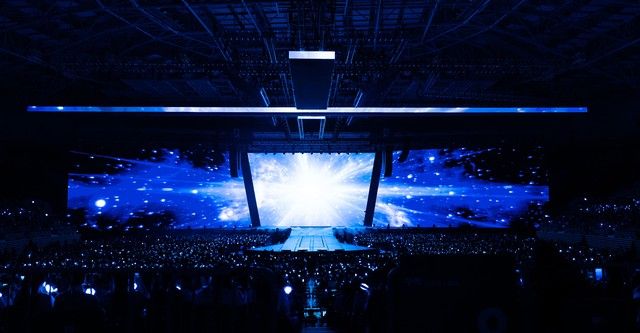 BAEKHYUN: Lonsdaleite [dot] IN CINEMAS : Foto