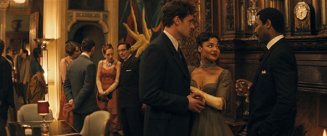 Hedda : Foto Tom Bateman, Tessa Thompson