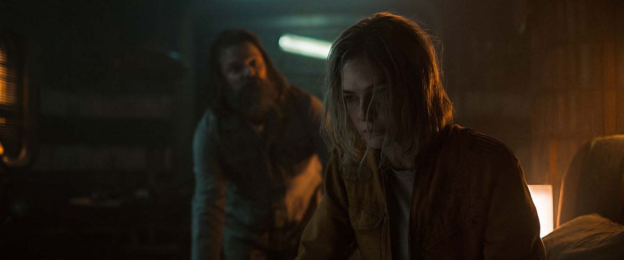 Silo : Foto Steve Zahn, Rebecca Ferguson