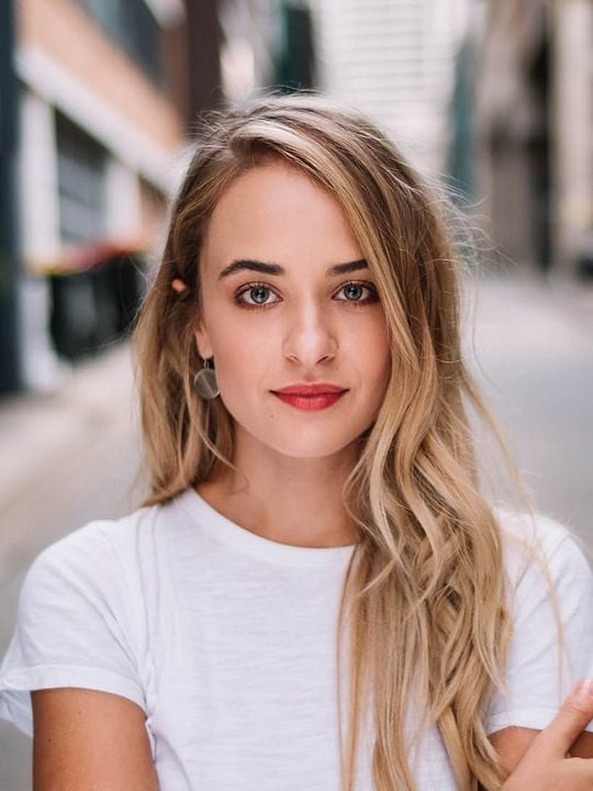 Póster Karina Banno