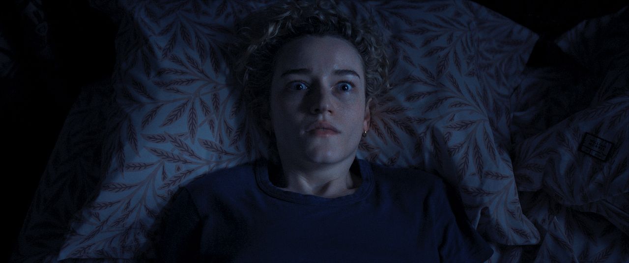 La hora de la desaparición : Foto Julia Garner