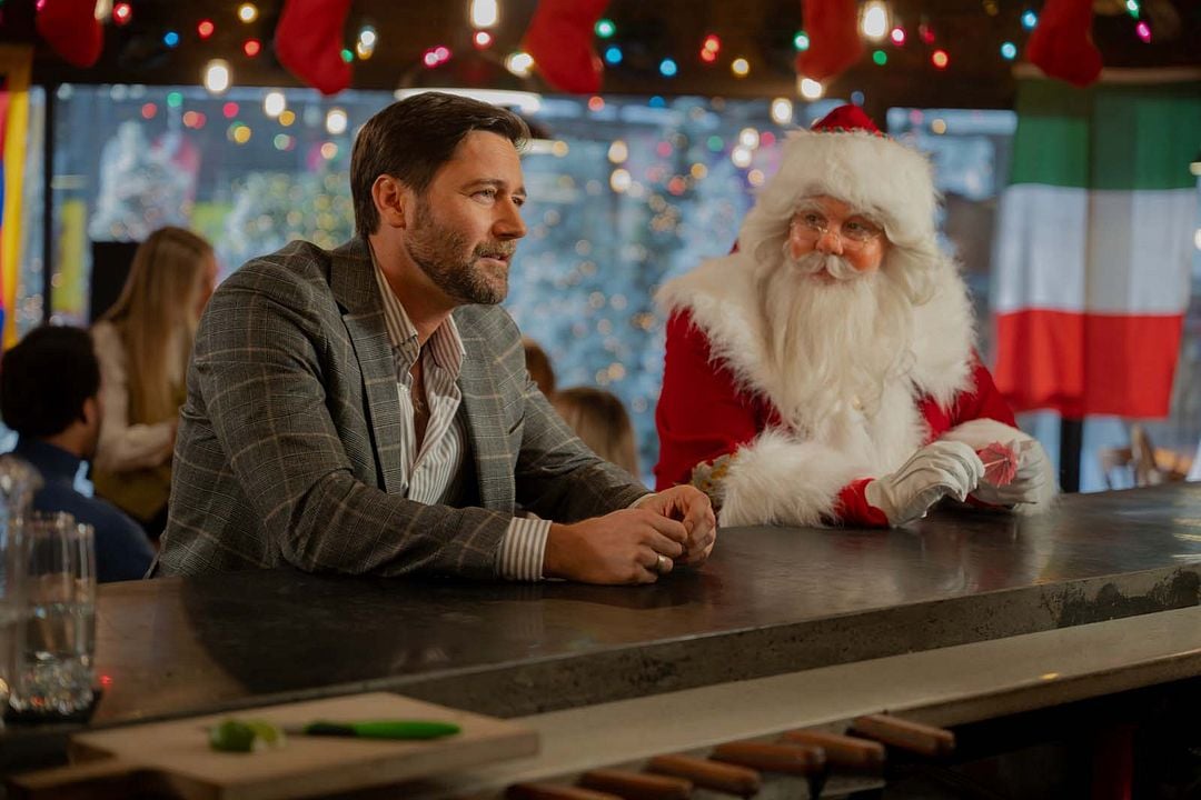 El secreto de Santa : Foto Alexandra Breckenridge, Ryan Eggold