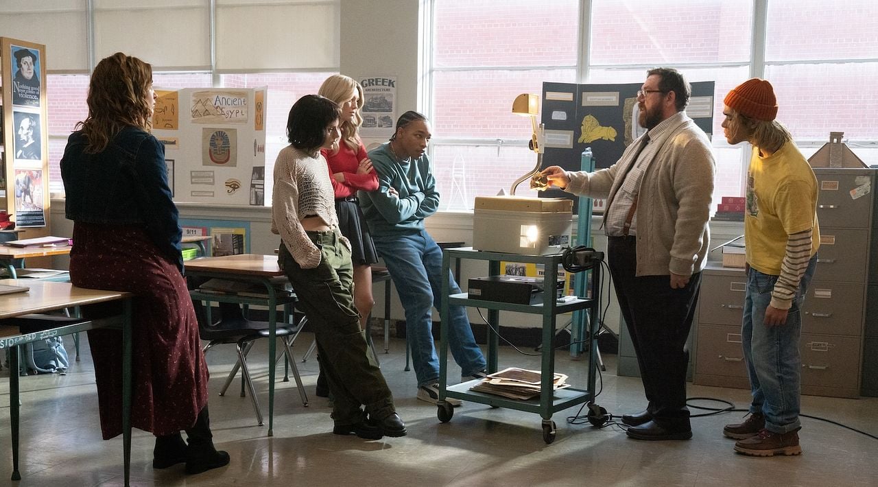 El Sonido De La Muerte : Foto Dafne Keen, Nick Frost