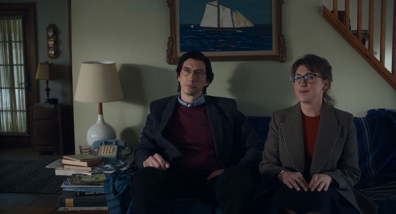 Padre, Madre, Hermana, Hermano : Foto Adam Driver, Mayim Bialik