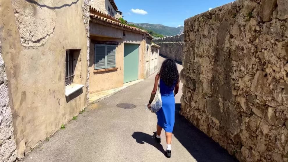 Movement Song : Foto