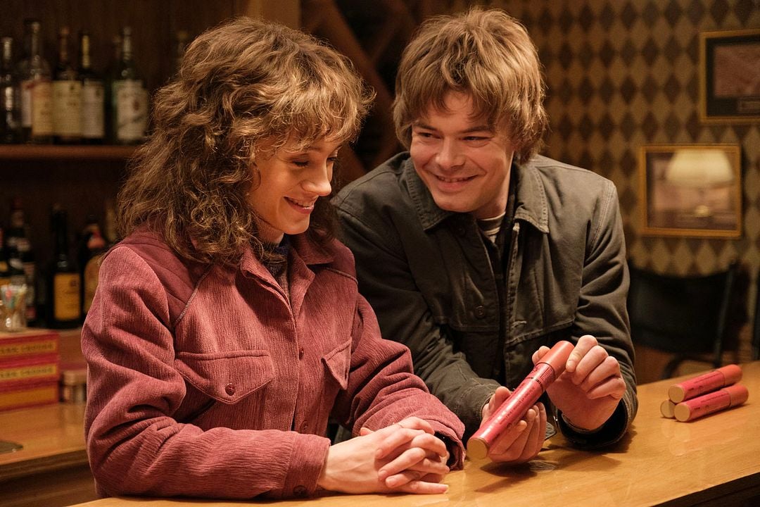 Una última aventura: Detrás de cámaras de Stranger Things 5 : Foto Natalia Dyer, Charlie Heaton