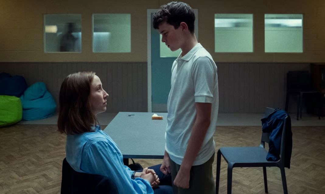 Foto Owen Cooper, Amélie Pease