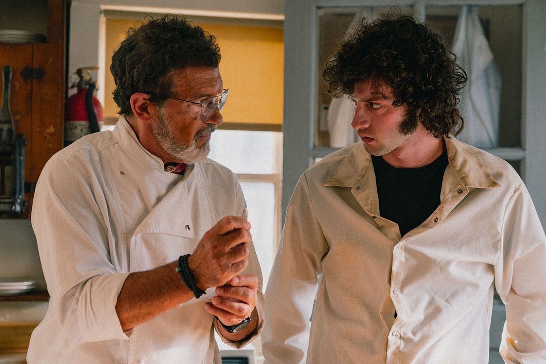 Tony : Foto Antonio Banderas, Dominic Sessa