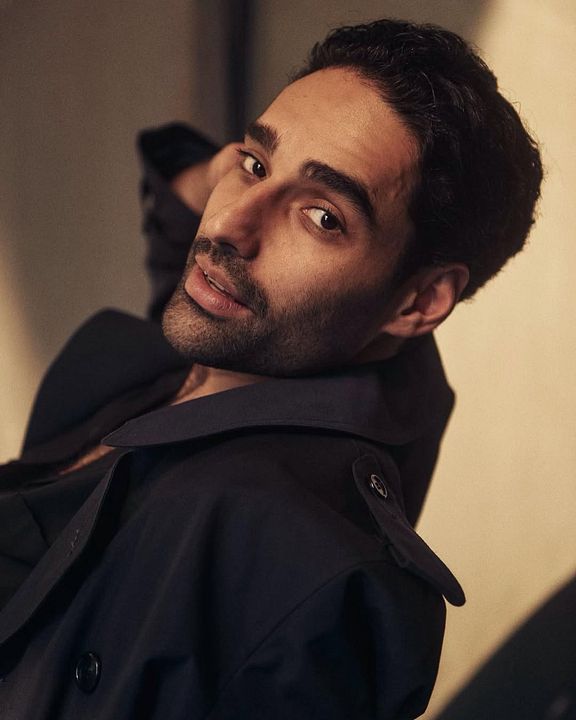 Póster Navid Charkhi