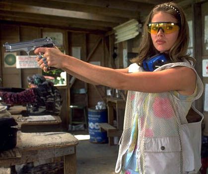 Muérete bonita : Foto Michael Patrick Jann, Denise Richards