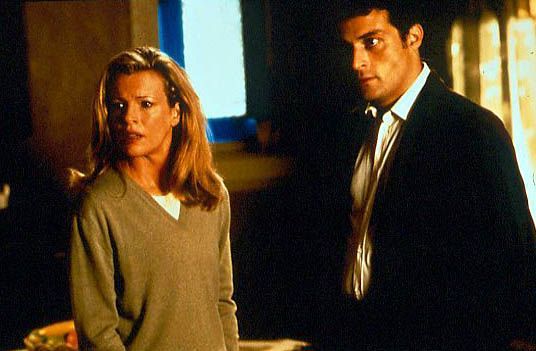 Foto Kim Basinger, Rufus Sewell