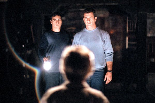 Señales : Foto Mel Gibson, Joaquin Phoenix