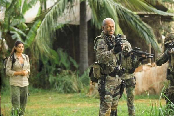 Lágrimas del Sol : Foto Monica Bellucci, Bruce Willis