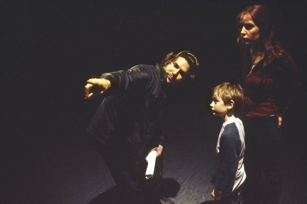 En la oscuridad de la noche : Foto Emma Caulfield