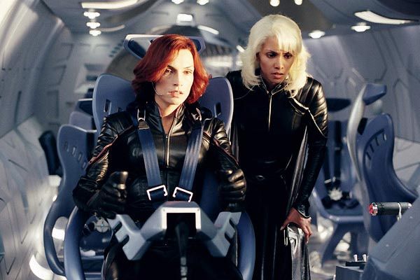 X-Men 2 : Foto Halle Berry, Famke Janssen