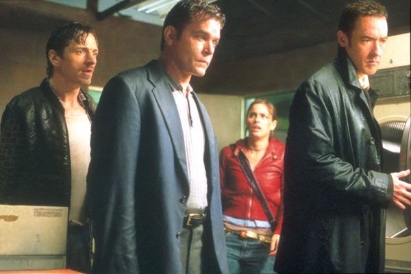 Identidad : Foto Amanda Peet, Ray Liotta, John Cusack