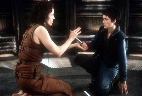 Alien: Resurrección : Foto Winona Ryder, Sigourney Weaver