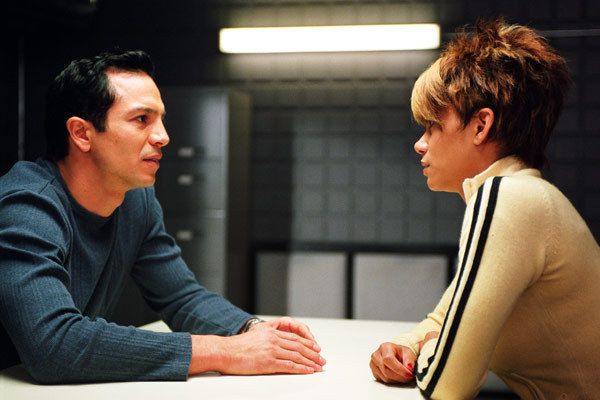 Catwoman : Foto Benjamin Bratt, Halle Berry