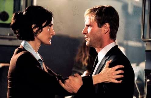 Foto Aaron Eckhart, Carrie-Anne Moss