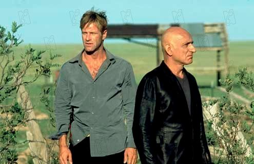 Foto Aaron Eckhart, Ben Kingsley