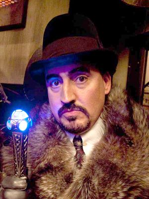 Póster Alfred Molina