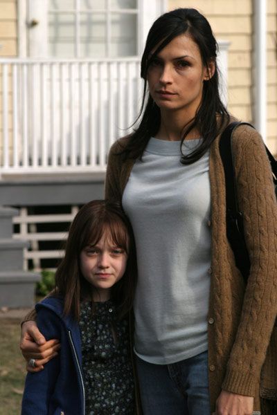 Foto Dakota Fanning, Famke Janssen