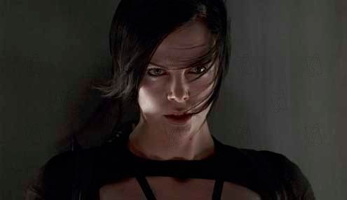 Æon Flux : Foto Karyn Kusama, Charlize Theron