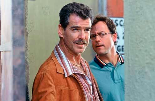 Foto Pierce Brosnan, Greg Kinnear, Richard Shepard