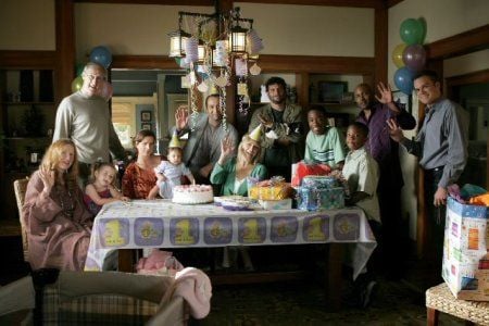 Foto Rachel Griffiths, James Cromwell, Frances Conroy, Michael C. Hall