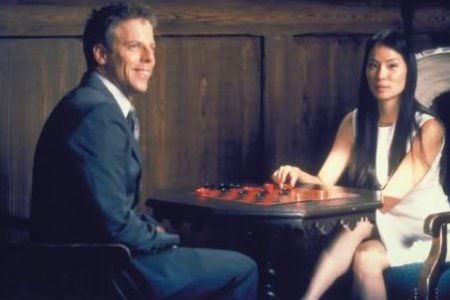 Foto Lucy Liu, Greg Germann