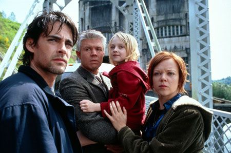 Foto Ryan Hurst, Dakota Fanning