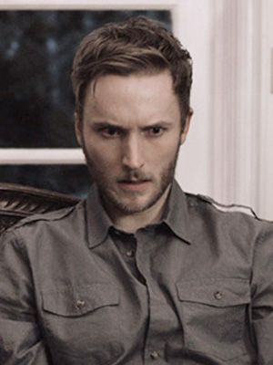 Póster Joshua Close