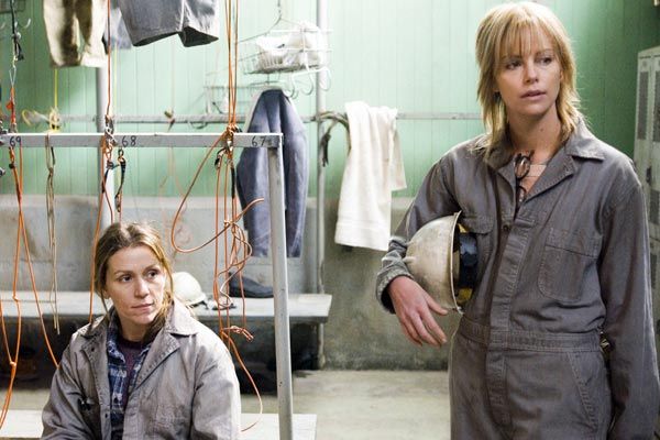 Tierra fría : Foto Frances McDormand, Charlize Theron