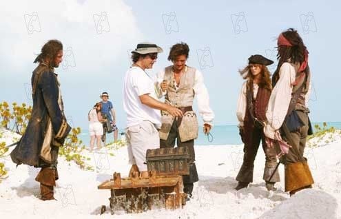 Piratas del Caribe: El cofre de la muerte : Foto Jack Davenport, Johnny Depp, Keira Knightley, Orlando Bloom, Gore Verbinski