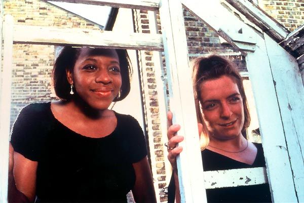 Foto Marianne Jean-Baptiste, Claire Rushbrook